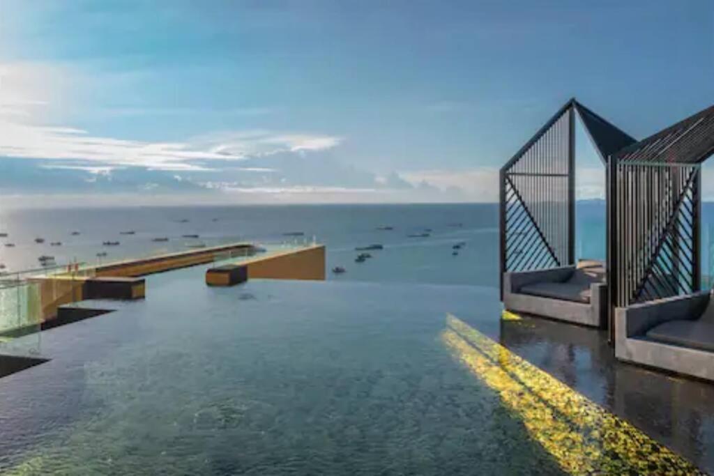 Edge Central Pattaya Seaview Residence Esterno foto